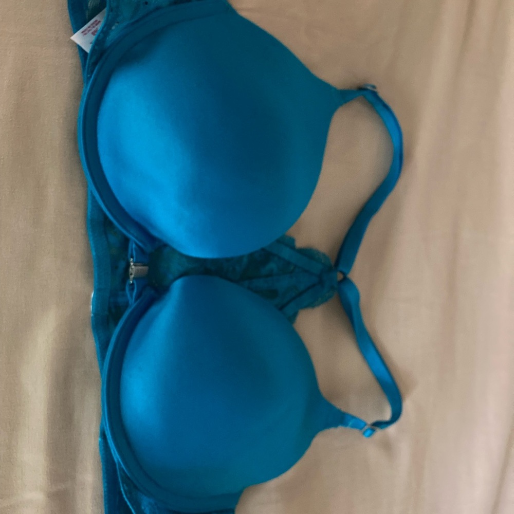 Victoria Secrer Bra